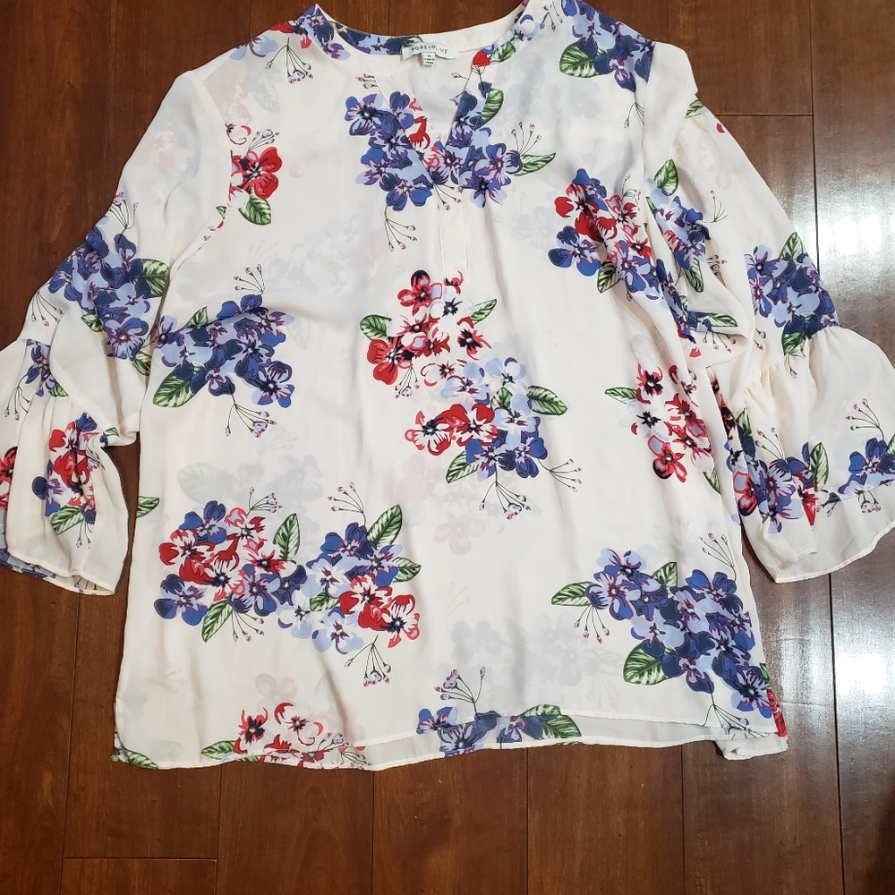 Rose + Olive V-Neck Floral Blouse w/ Bell Sleeves